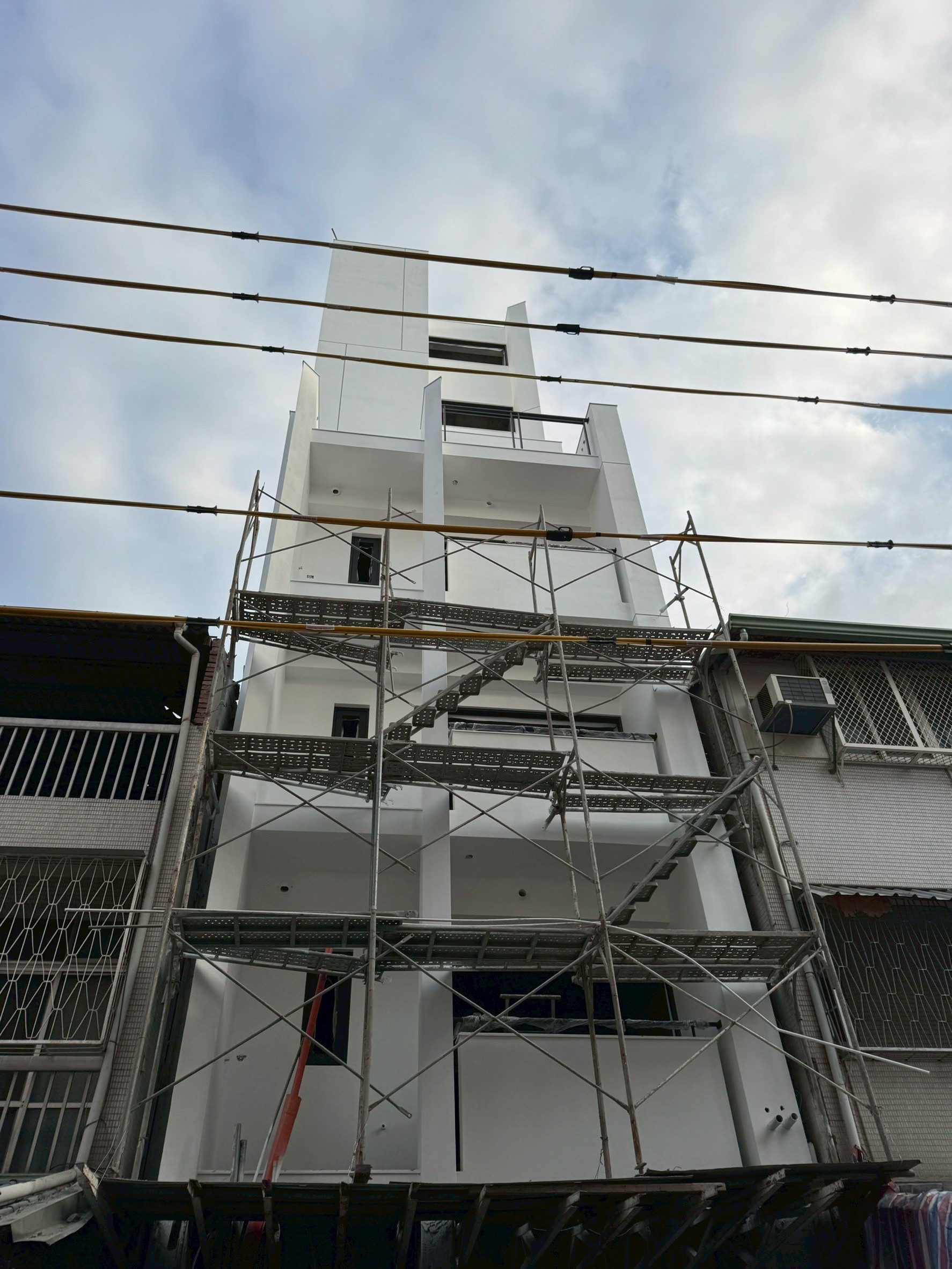錦村段115.7 外牆塗料施作2
